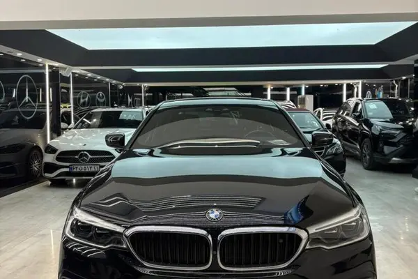 ب ام و، سری 5 سدان