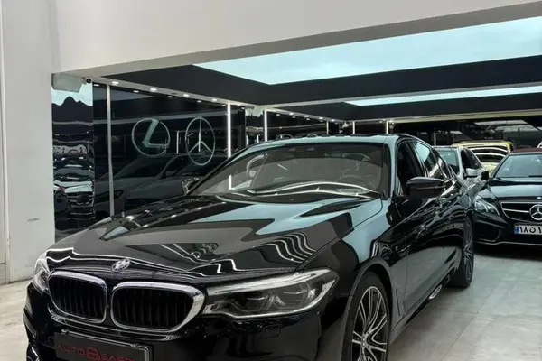 ب ام و، سری 5 سدان