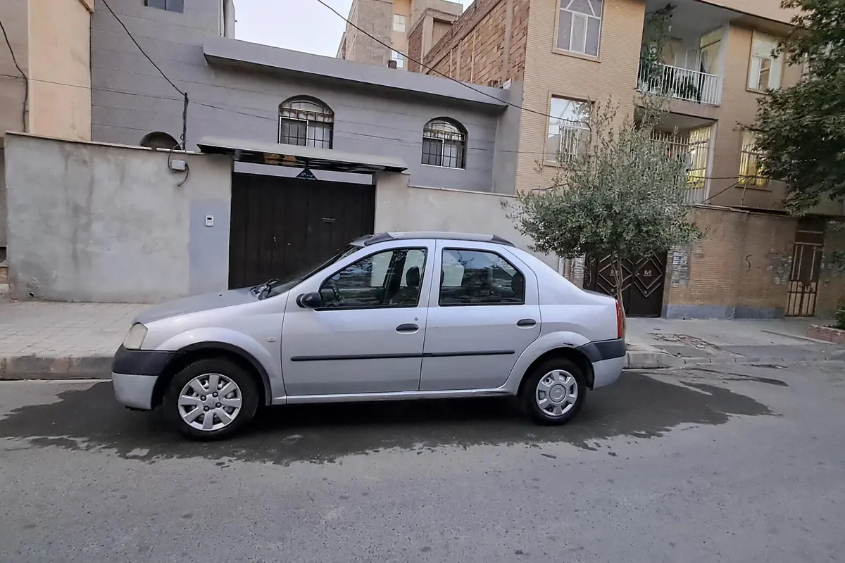 رنو،  تندر 90