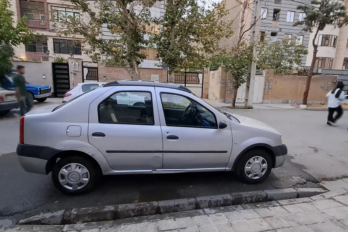 رنو،  تندر 90