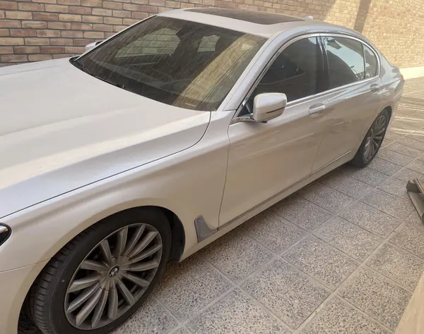 ب ام و، سری 7