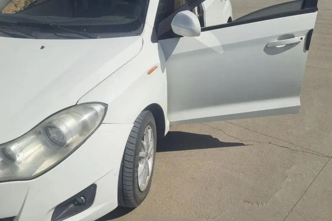 ام وی ام،  315هاچ بک