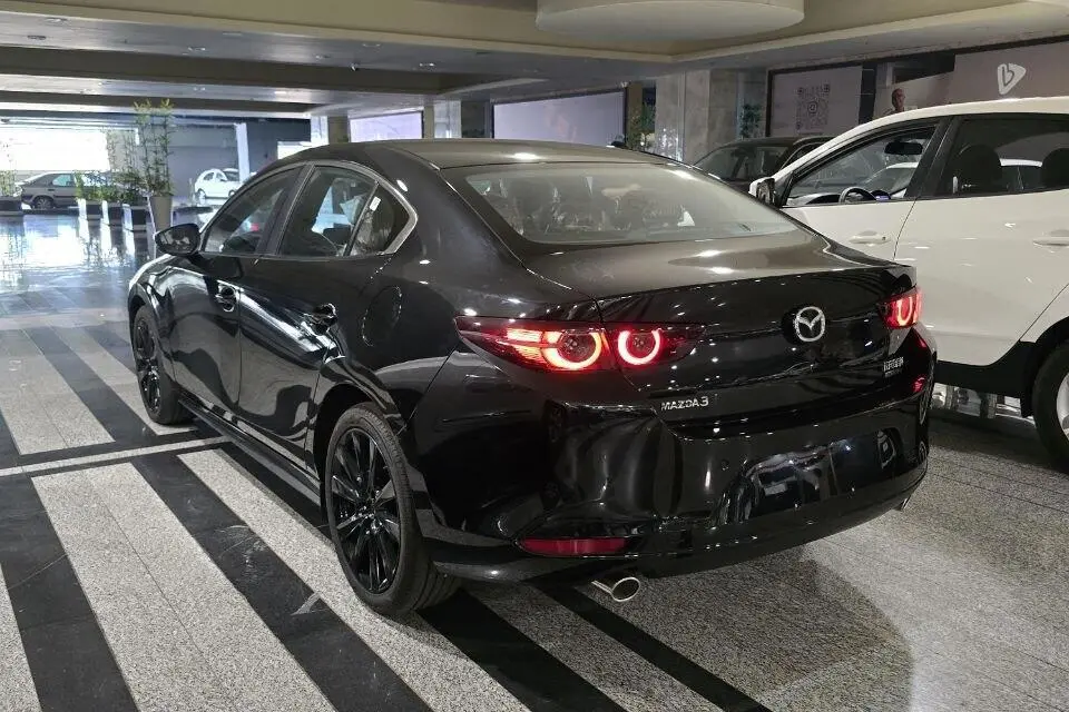 مزدا،  3 وارداتی