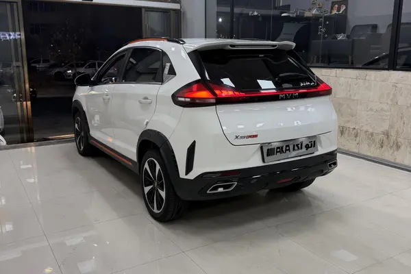 ام وی ام، X33 کراس