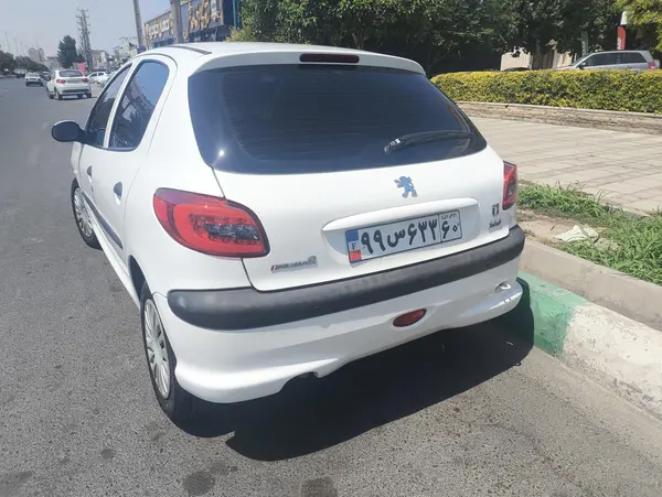 پژو  206