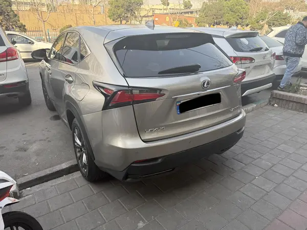 لکسوس، NX هیبرید