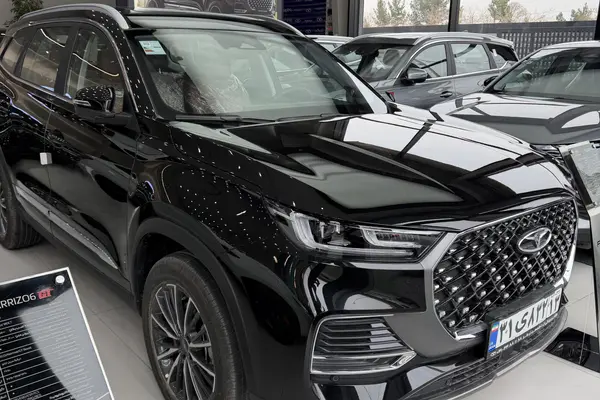 فونیکس، تیگو 8 پرو هیبرید (F8 PRO PHEV)