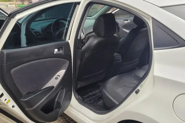 هیوندای، اکسنت (مونتاژ)