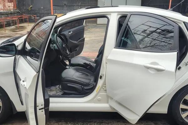 هیوندای، اکسنت (مونتاژ)