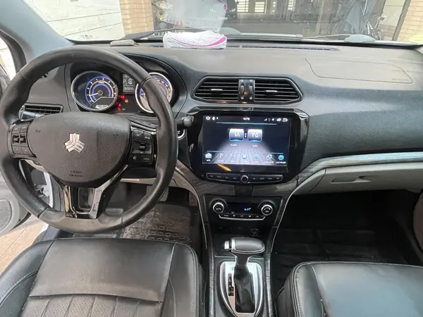 شاهین  اتوماتیک CVT