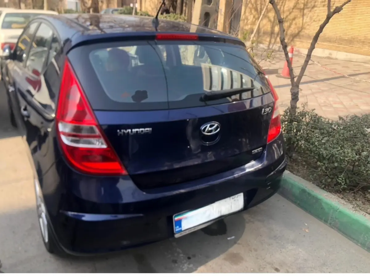 هیوندای  i30