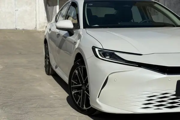 تویوتا، کمری هیبرید