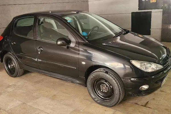 پژو  206