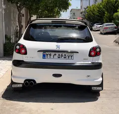 پژو، 206