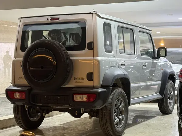 سوزوکی، جیمنی 5 در