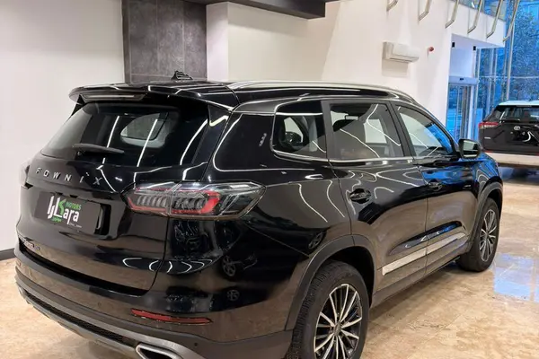 فونیکس، تیگو 8 پرو هیبرید (F8 PRO PHEV)