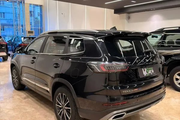 فونیکس، تیگو 8 پرو هیبرید (F8 PRO PHEV)