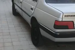 پژو، 405