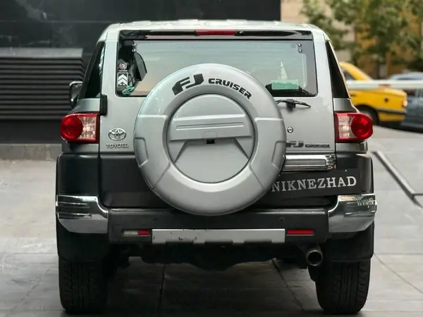 تویوتا، اف جی کروز