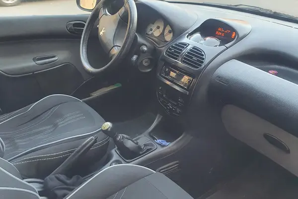 پژو  206 SD