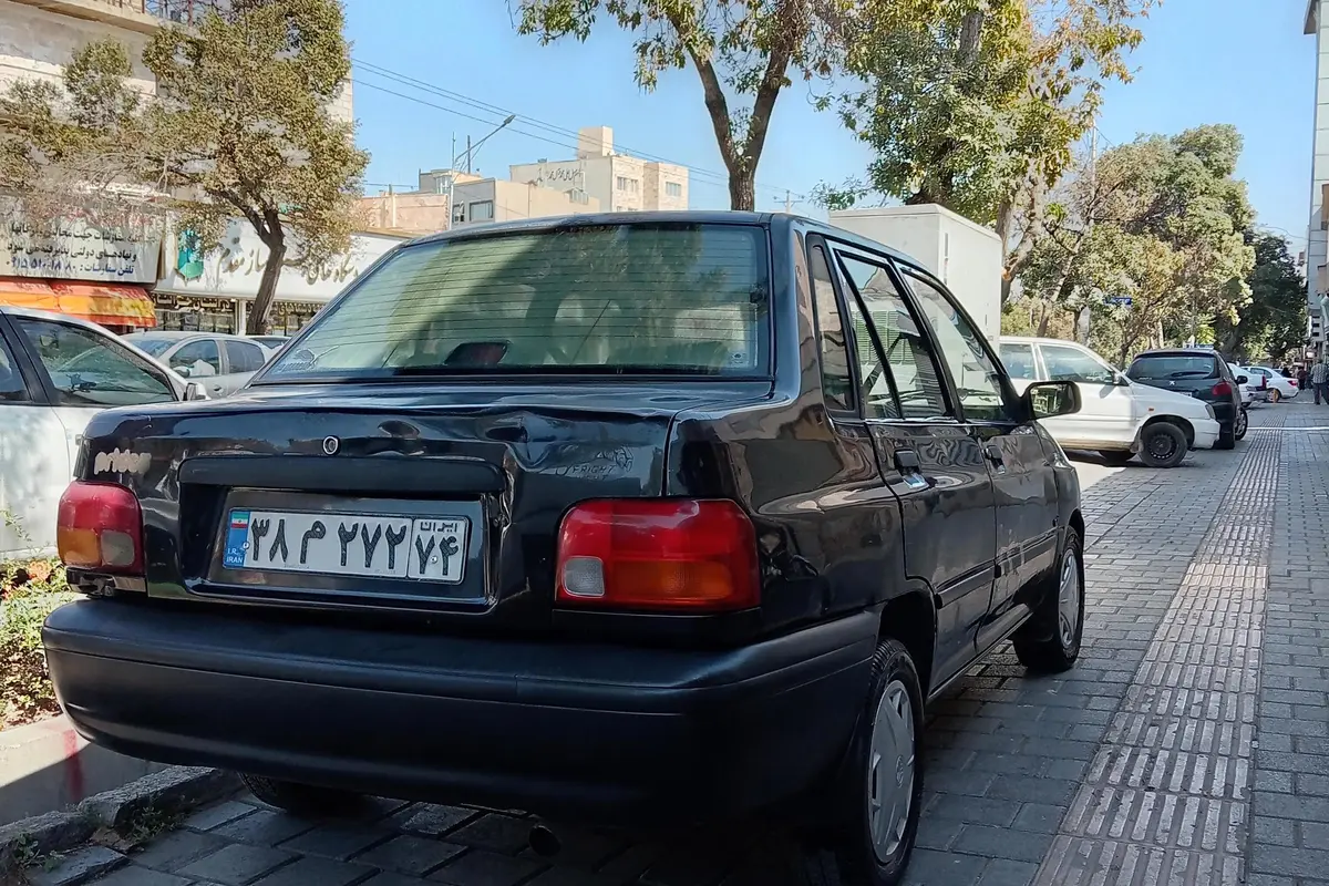 پراید،  صندوق دار