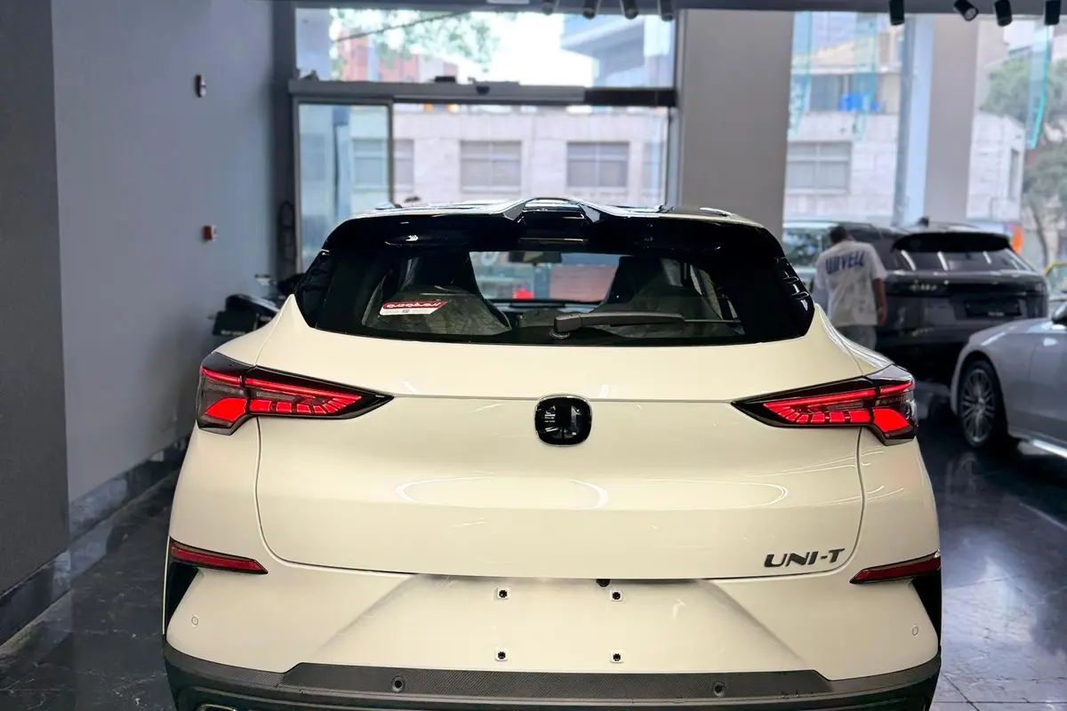 چانگان  UNI-T
