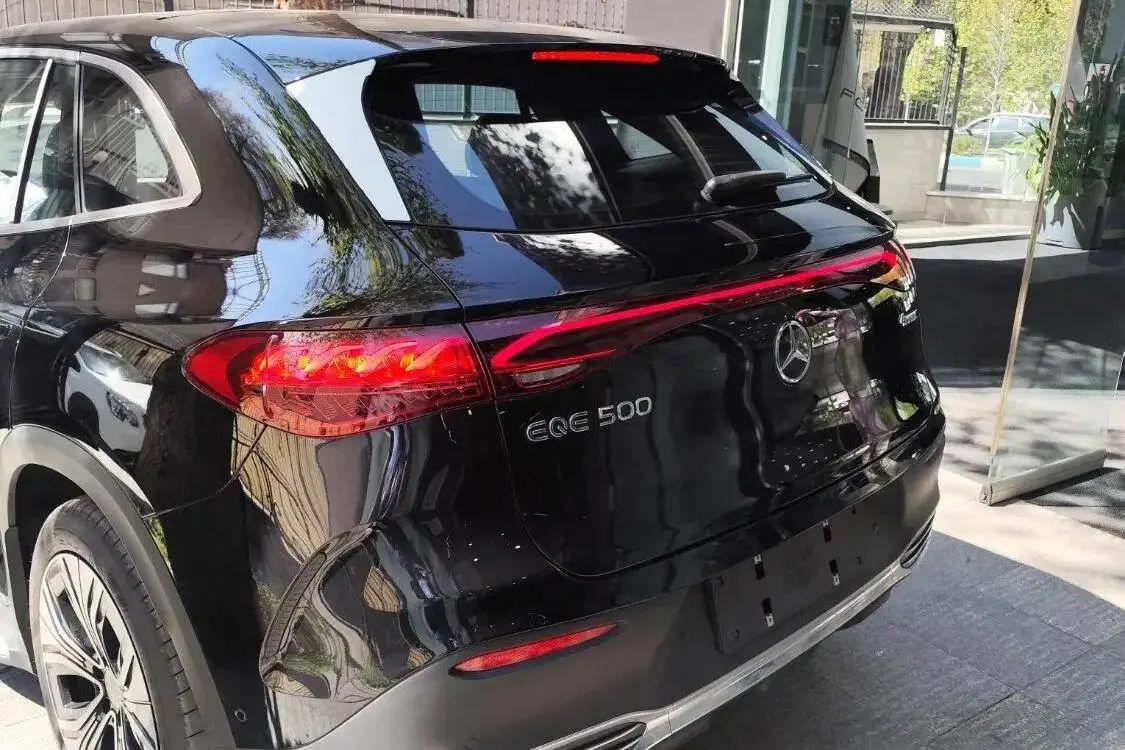 بنز،  EQE SUV