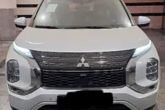 میتسوبیشی، اوتلندر