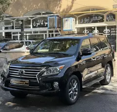 لکسوس، LX