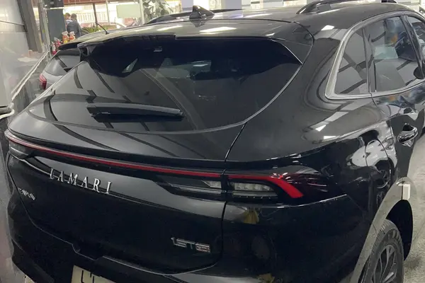 لاماری، ایما