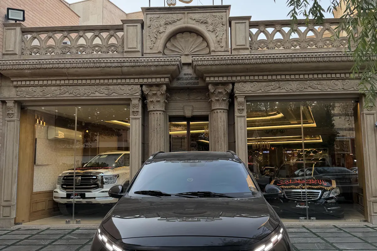 ام وی ام  X33 کراس