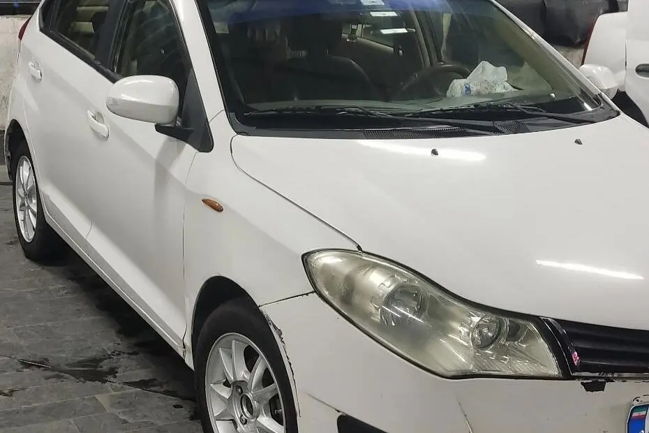 ام وی ام،  315هاچ بک