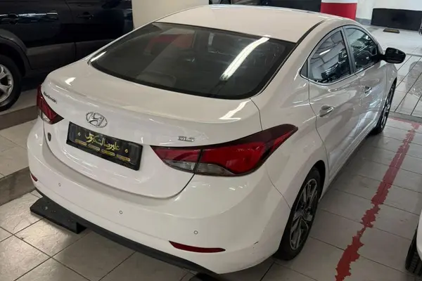 هیوندای، النترا