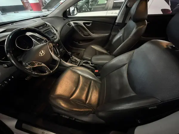 هیوندای، النترا