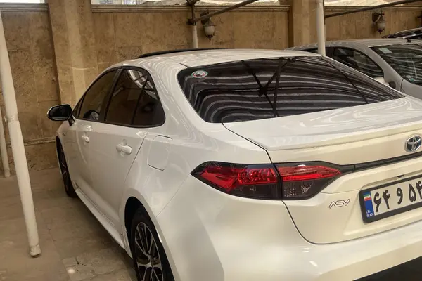 تویوتا، لوین هیبرید