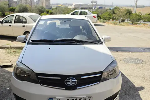 راین، V5