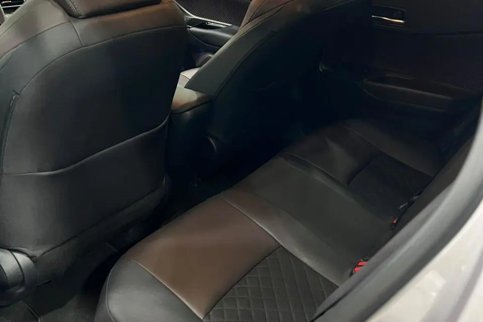 تویوتا،  C-HR هیبرید
