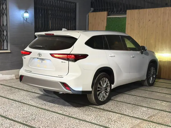 تویوتا، هایلندر هیبرید