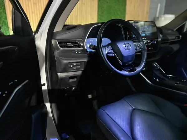 تویوتا، هایلندر هیبرید