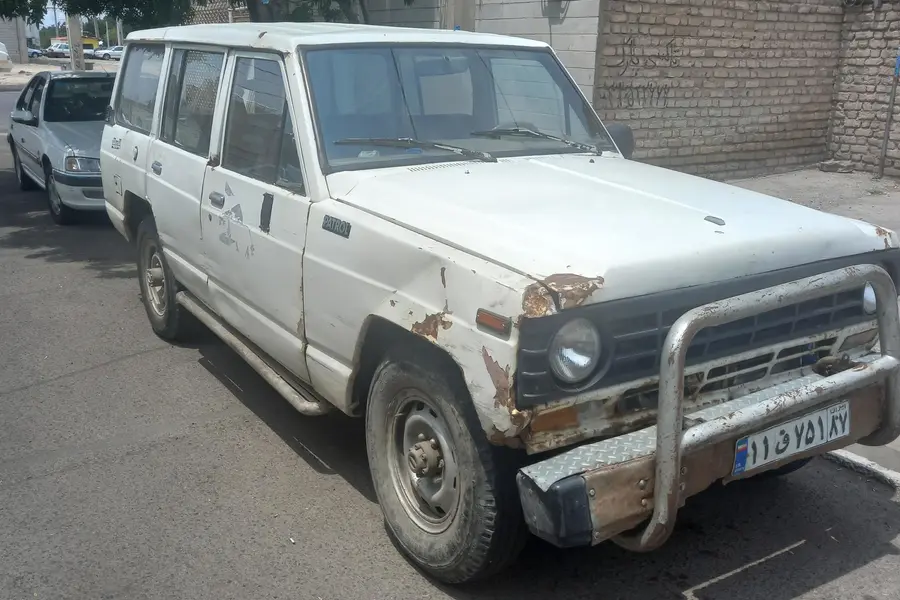 نیسان، پاترول چهار در