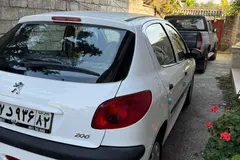 پژو، 206