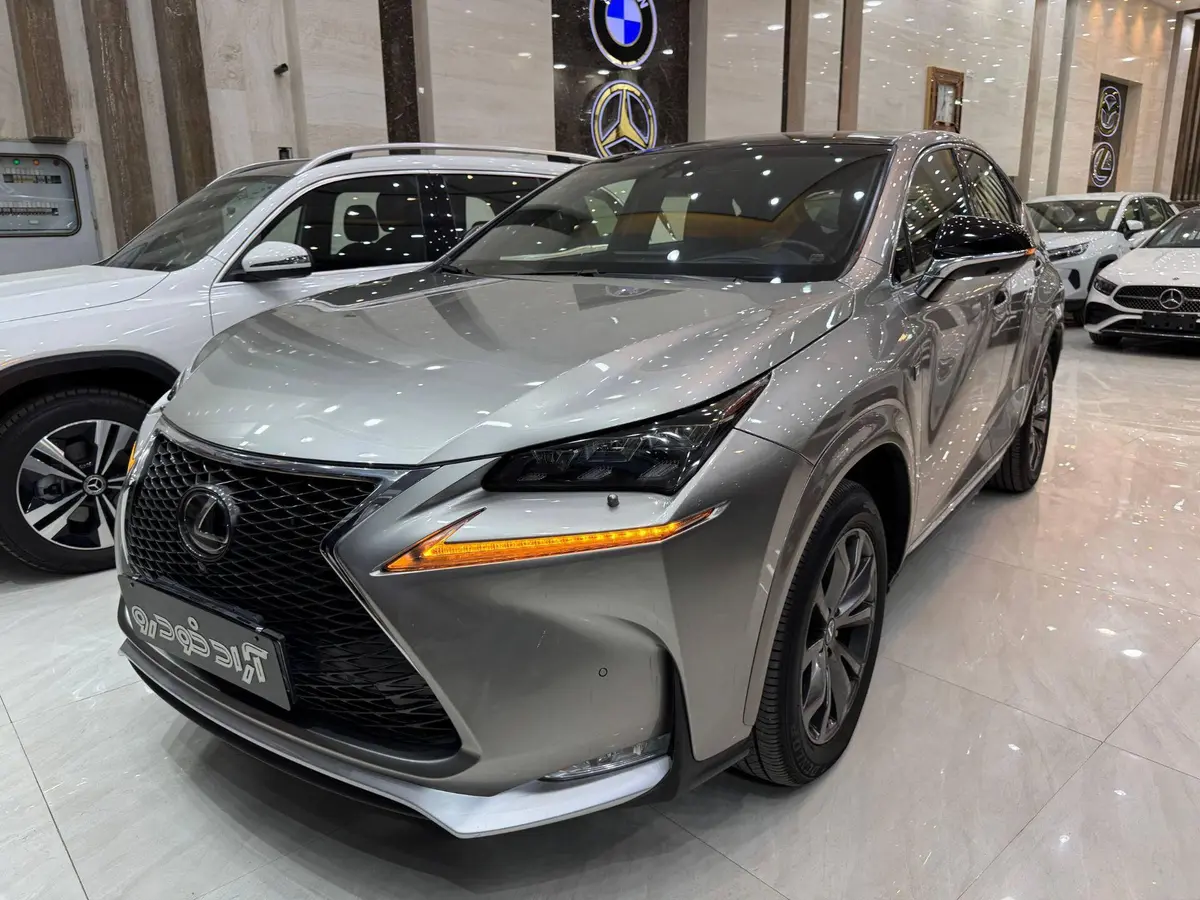 لکسوس،  NX