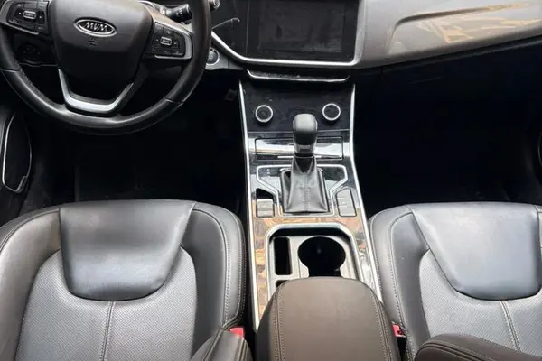 چری، آریزو 5T