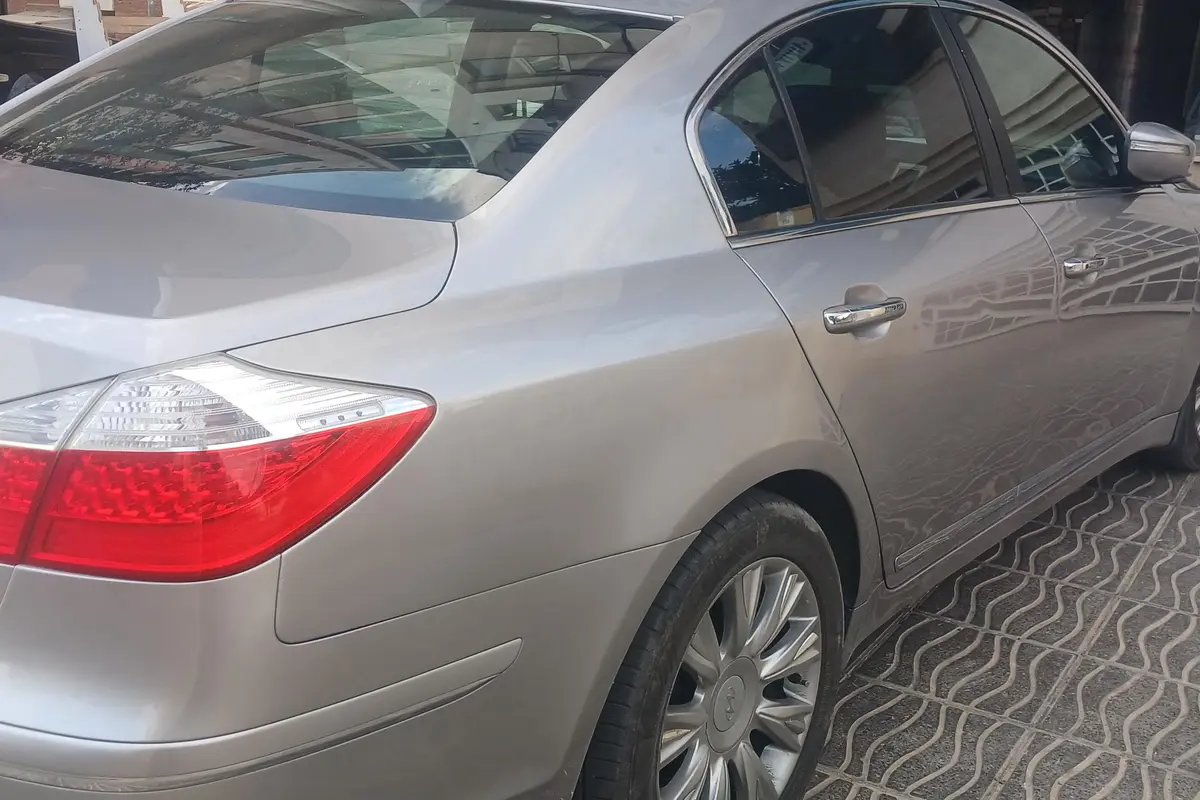 هیوندای  جنسیس