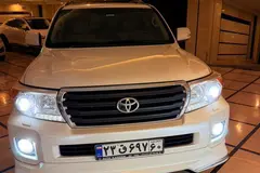 تویوتا، لندکروز چهار در