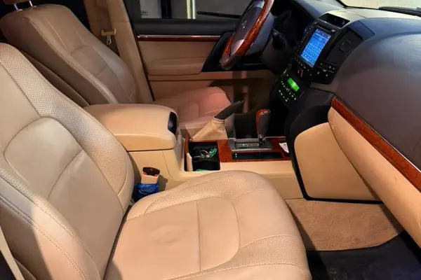 تویوتا، لندکروز چهار در