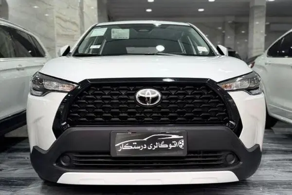 تویوتا، کرولا کراس هیبرید