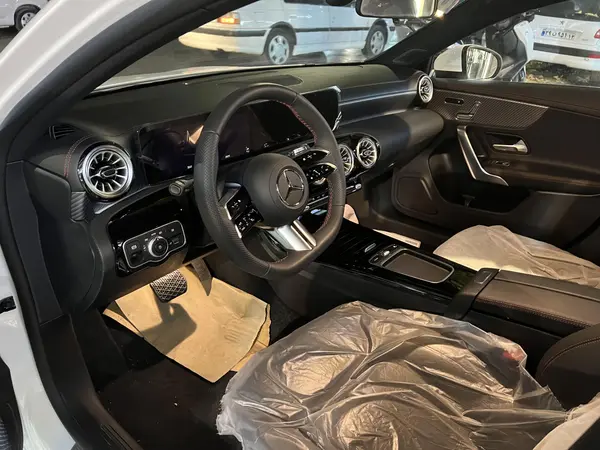 بنز، کلاس A سدان