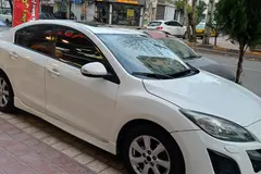 مزدا، 3 نیو صندوق دار