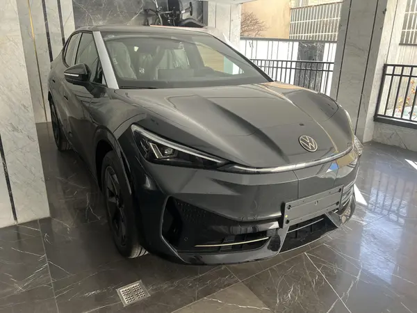 فولکس، آی دی یونیکس